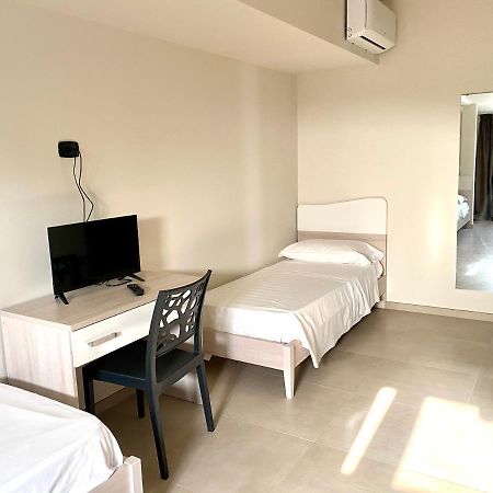 Casa Vacanze E Fitta Camere San Nico Corigliano Calabro Bagian luar foto