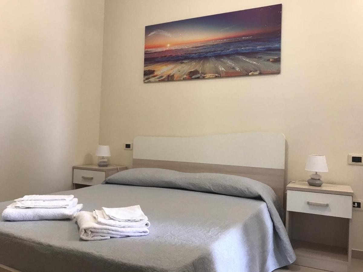 Casa Vacanze E Fitta Camere San Nico Corigliano Calabro Bagian luar foto