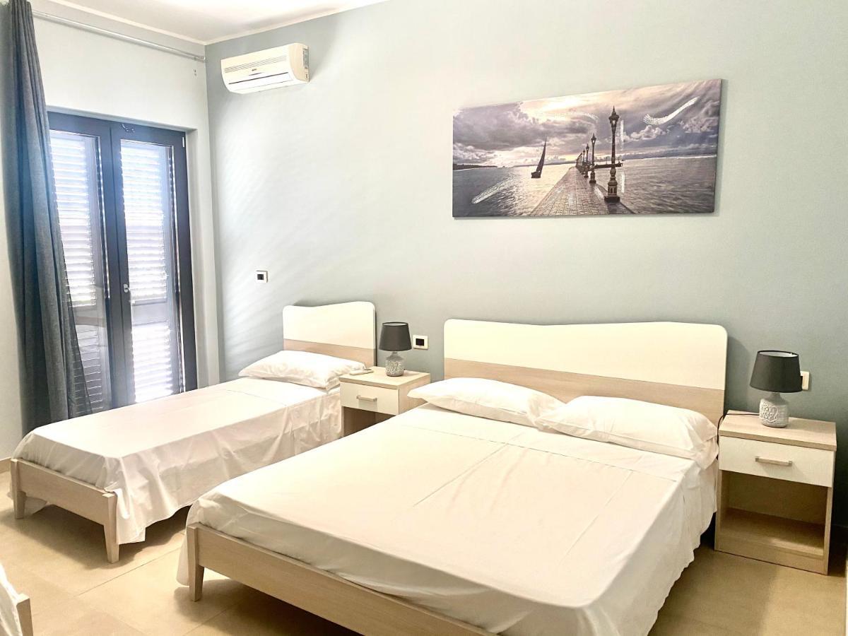 Casa Vacanze E Fitta Camere San Nico Corigliano Calabro Bagian luar foto