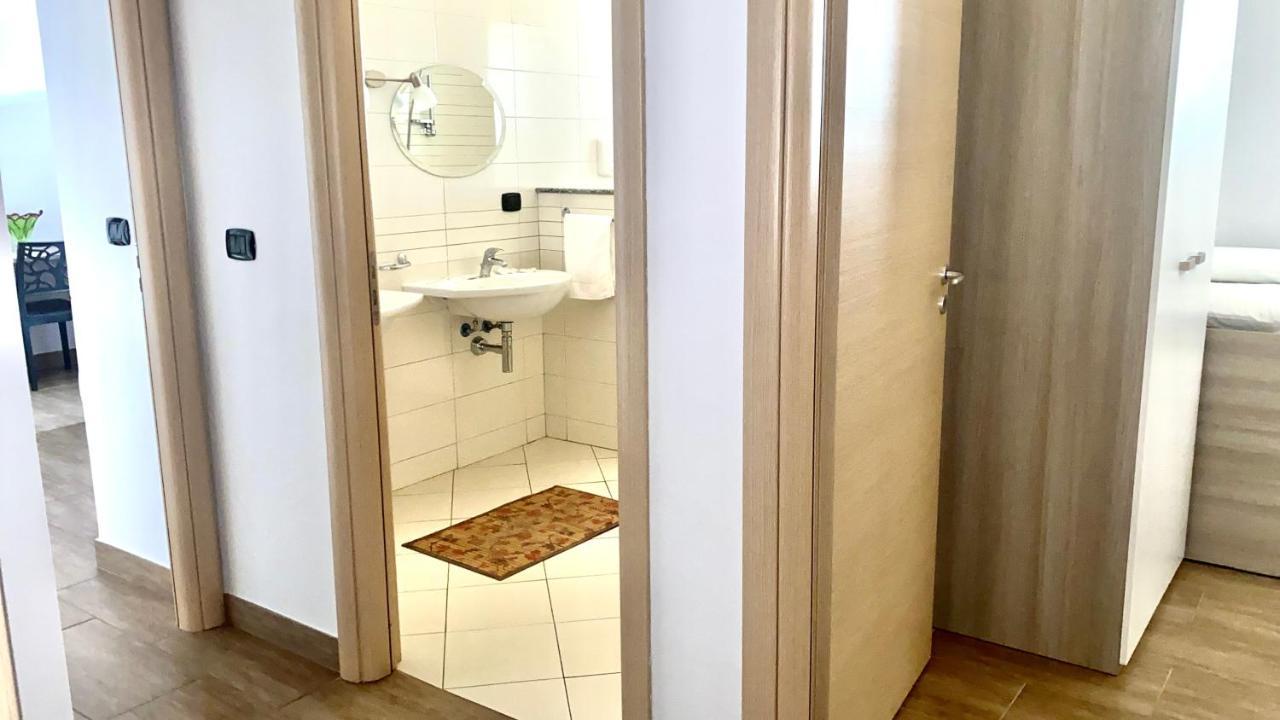 Casa Vacanze E Fitta Camere San Nico Corigliano Calabro Bagian luar foto
